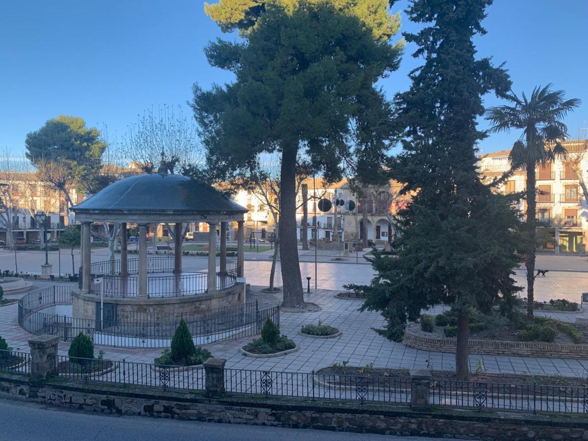 Hostal Poeta Machado Baeza Εξωτερικό φωτογραφία
