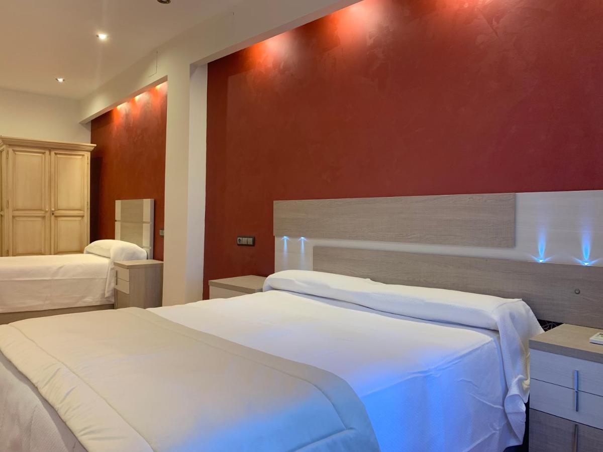 Hostal Poeta Machado Baeza Εξωτερικό φωτογραφία