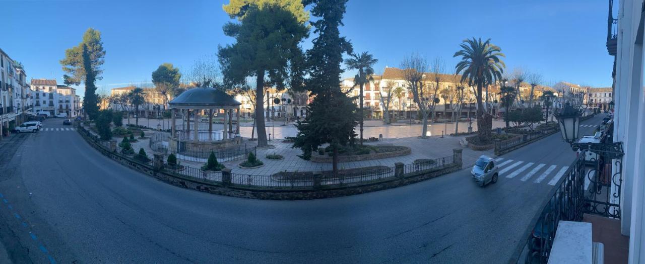 Hostal Poeta Machado Baeza Εξωτερικό φωτογραφία